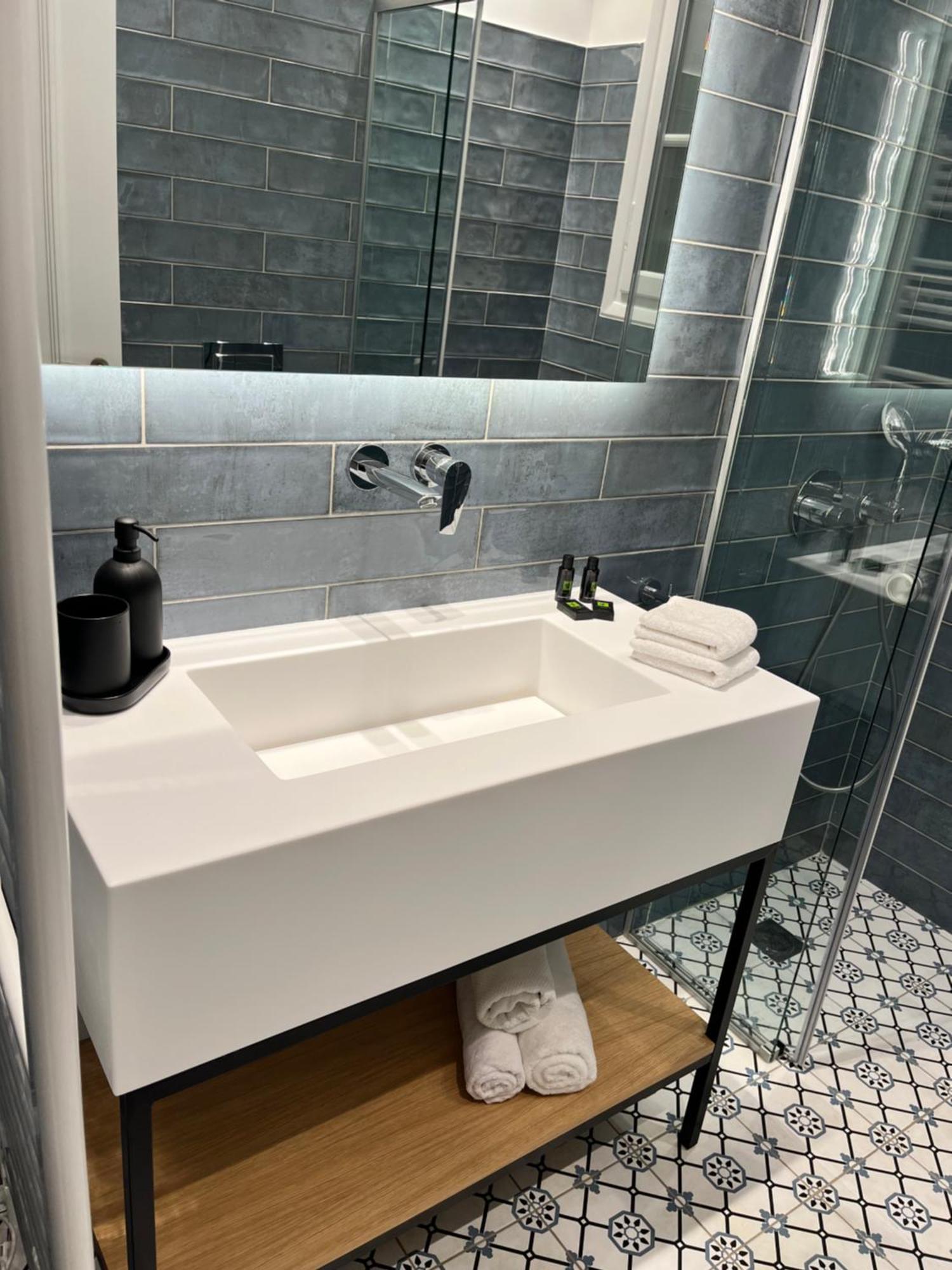 Central44 Luxury Ermou Athens