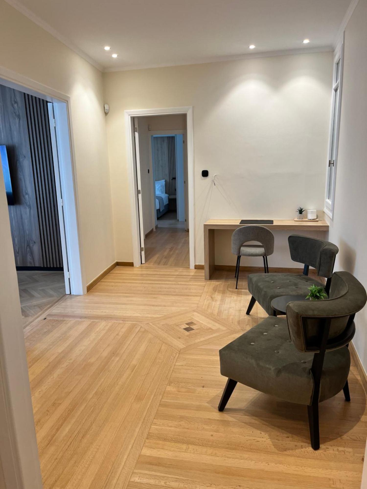 Central44 Luxury Ermou