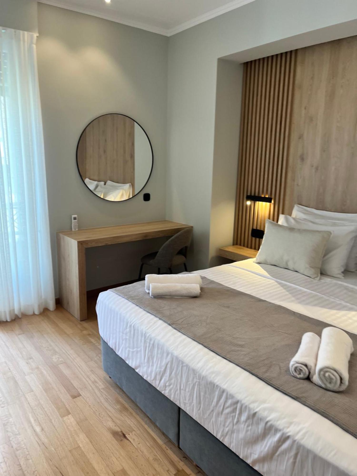 Central44 Luxury Ermou *
