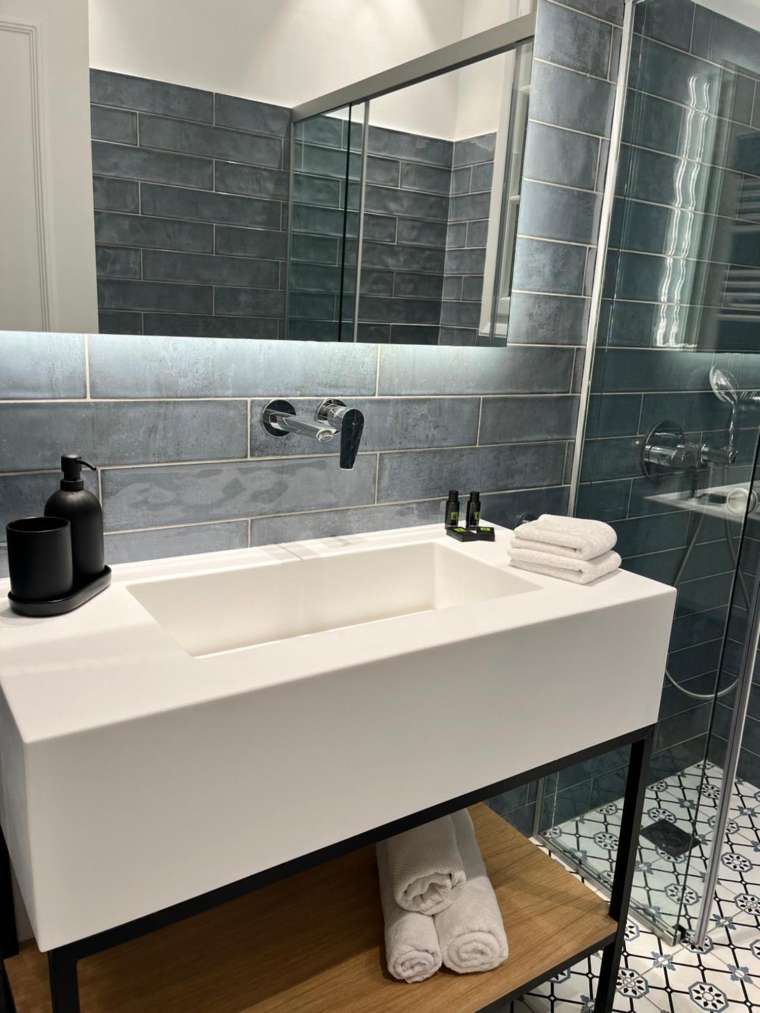 Central44 Luxury Ermou Apartment