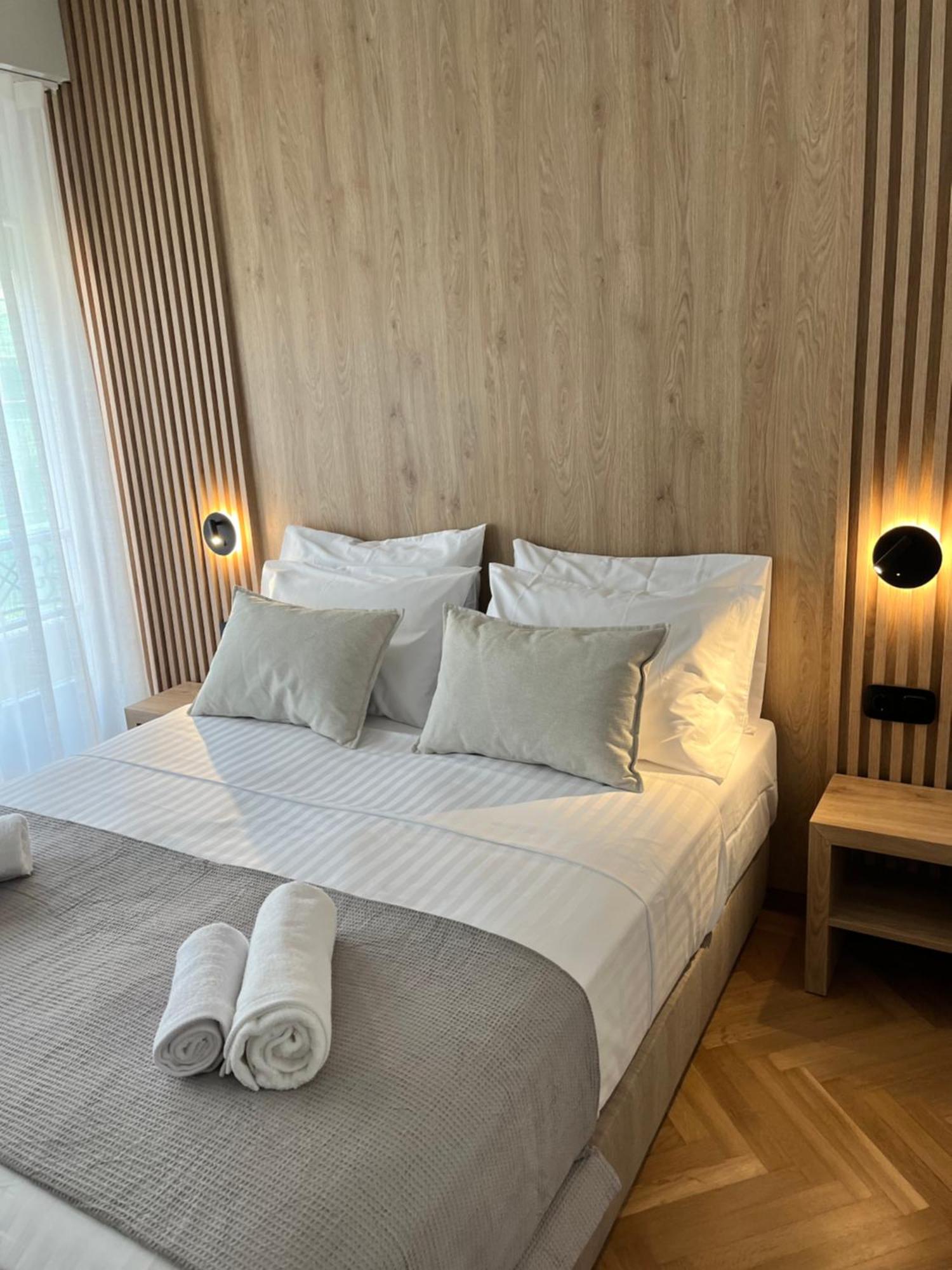 Central44 Luxury Ermou Apartment *